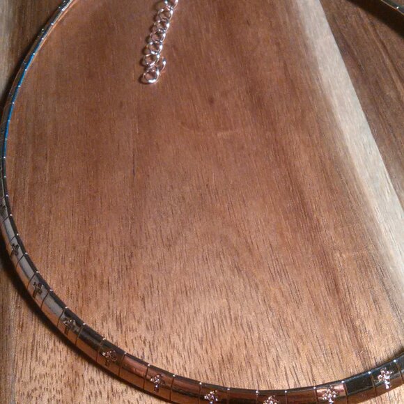 Omega Cross Pattern Collar Ion Plated Rose Gold Over Stainless Steel Necklace - Picture 7 of 10